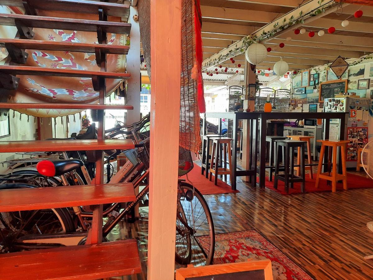 Thaimex Cafe & Homestay Backpackers- Adults Only Prachuap Khiri Khan Dış mekan fotoğraf